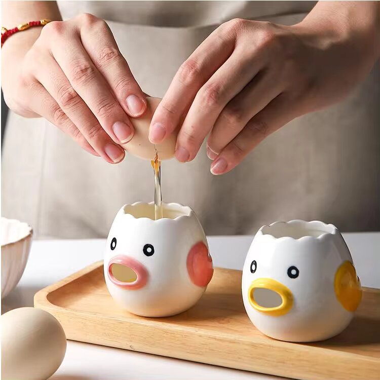 Cute Chicken Shape Egg White Yolk Separator - NightBug.pk